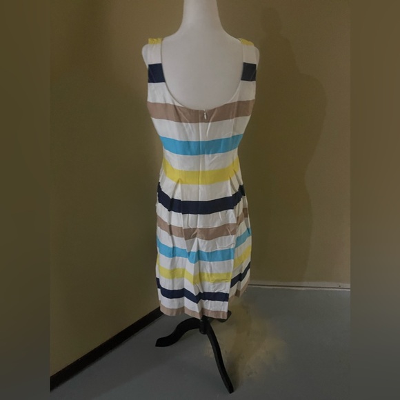 ❄️TAKE 50% OFF LIST PRICE❄️ Nine West dress with pockets - Picture 2 of 13